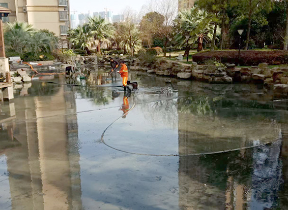 安岳景观池淤泥清理